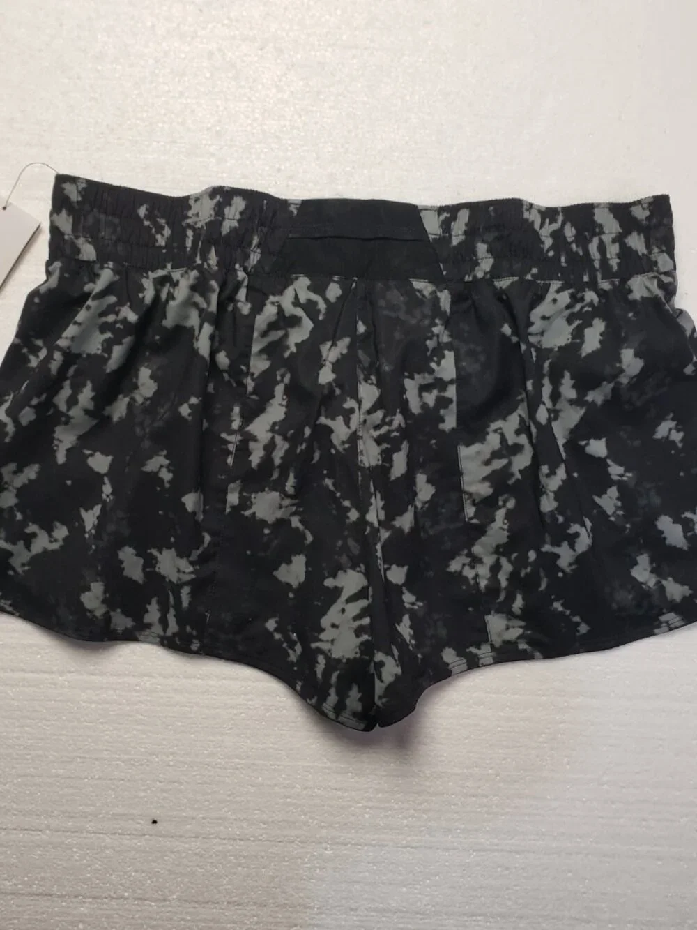 Nike Women's Dri-Fit Mid-Rise 3" Brief-Lined Printed Short in Black size XL NWT - Picture 6 of 12